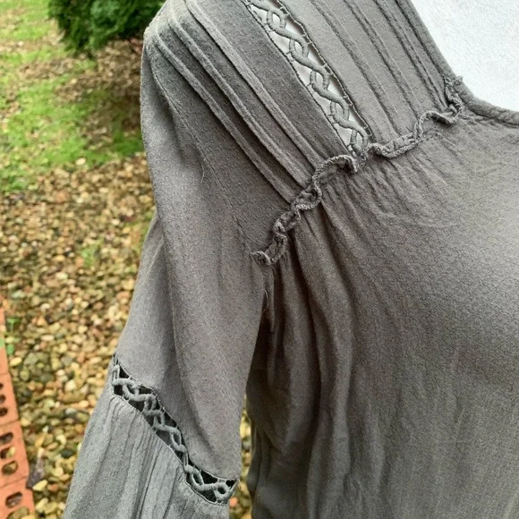 Pleione Gray Relaxed Blouse with Long Sleeves - Picture 4 of 8
